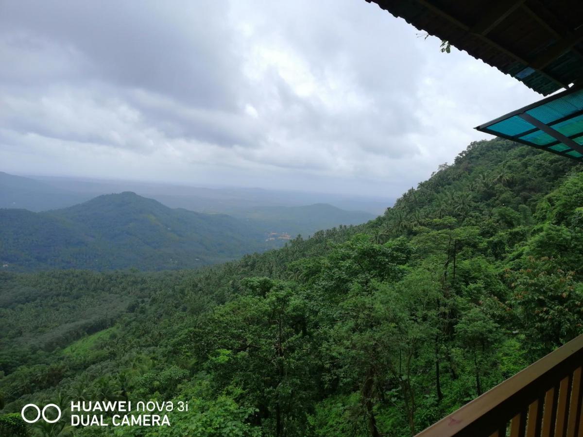 Stone Hills Hotel Kannur Exterior foto
