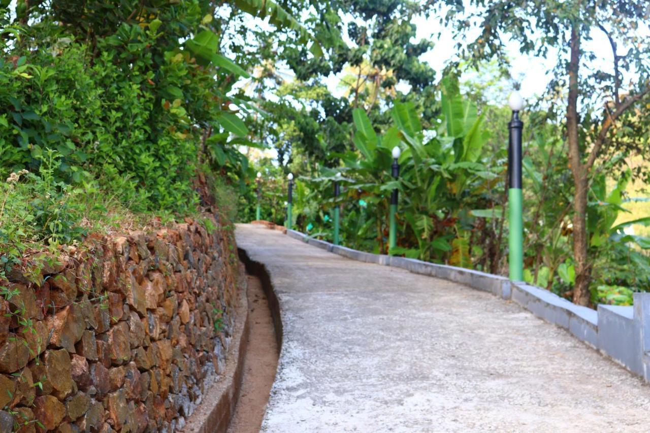 Stone Hills Hotel Kannur Exterior foto